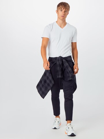 DRYKORN - Slimfit Pantalón 'Kab' en negro