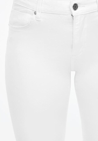 Skinny Jeans 'Izabell' di s.Oliver in bianco