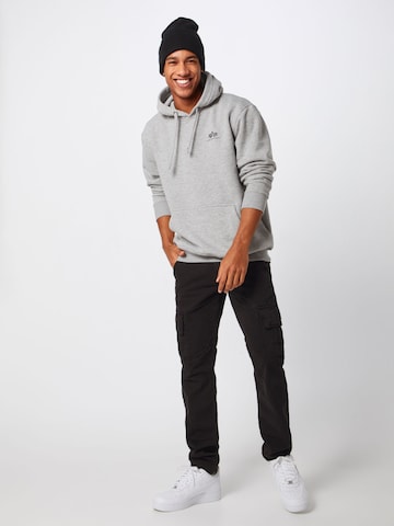 ALPHA INDUSTRIES Regular fit Sweatshirt in Grijs