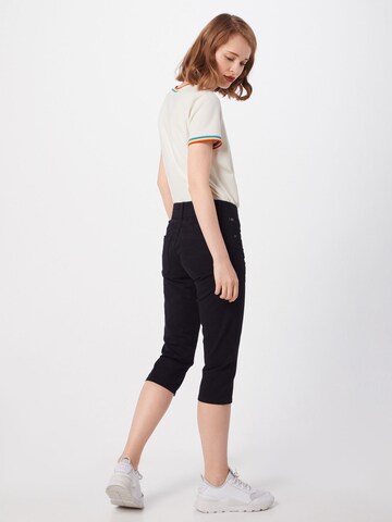 QS Slimfit Jeans 'Catia' in Zwart: terug