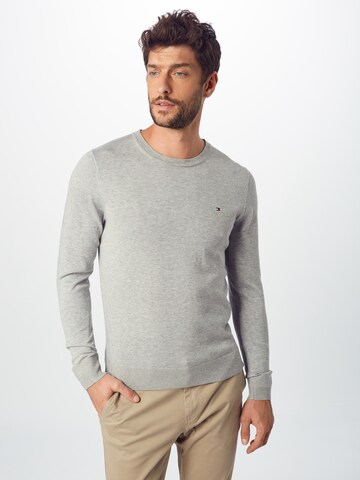 Pullover di TOMMY HILFIGER in grigio: frontale