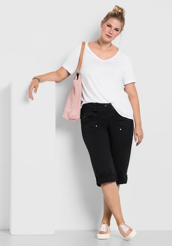 SHEEGO Regular Pants in Black