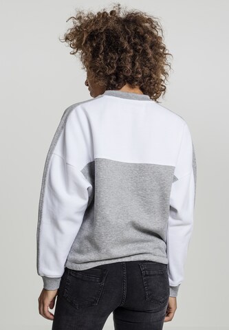 Urban Classics Sweatshirt in Grau