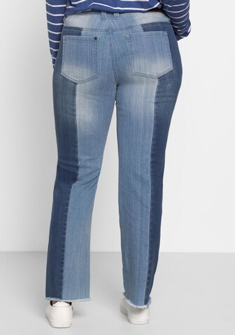 SHEEGO Regular Jeans in Blau