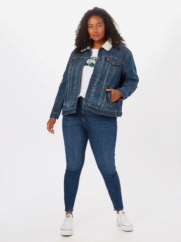 Levi's® Plus Přechodná bunda 'Ex-Boyfriend Sherpa Trucker Jacket' – modrá