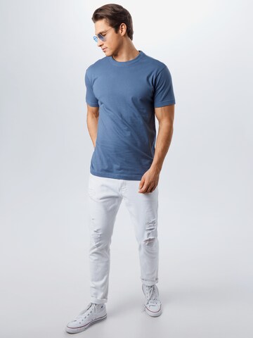 T-Shirt Urban Classics en bleu