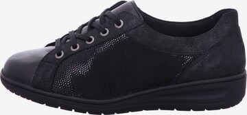 SOLIDUS Lace-Up Shoes in Black