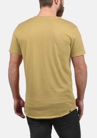 Maglietta di !Solid in giallo