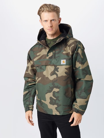 Carhartt WIP Regular Fit Välikausitakki 'Nimbus' värissä vihreä: etupuoli