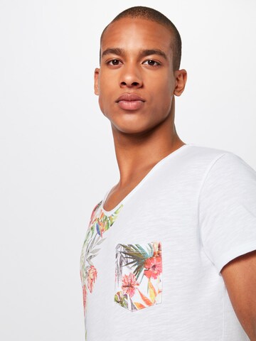 Tricou 'BABYLON' de la Key Largo pe alb