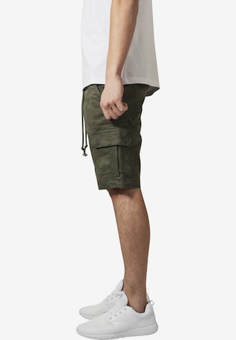 regular Pantaloni cargo di Urban Classics in verde