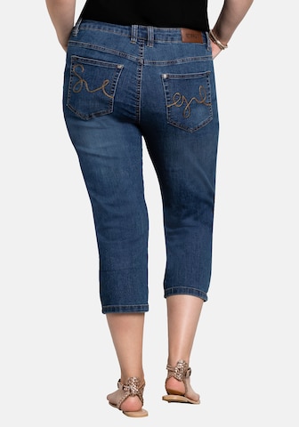 SHEEGO Slimfit Jeans in Blau