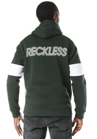 Young & Reckless Sweatshirt in Grün