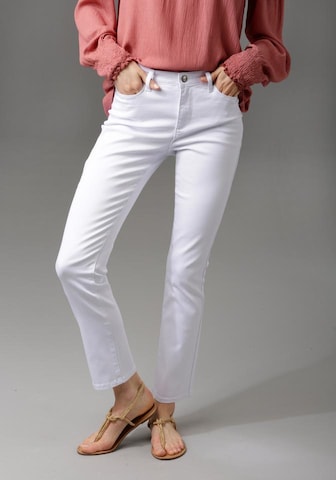 Aniston CASUAL Regular Jeans in Weiß