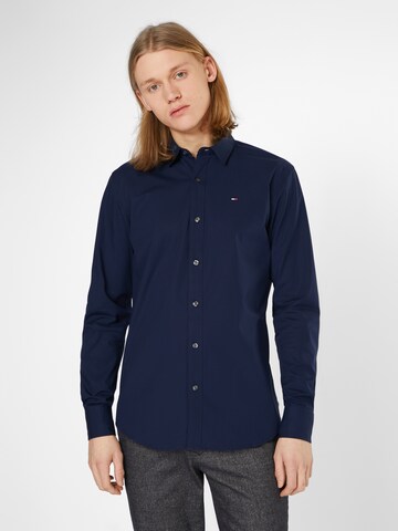 Tommy Jeans Slim fit Button Up Shirt in Blue: front