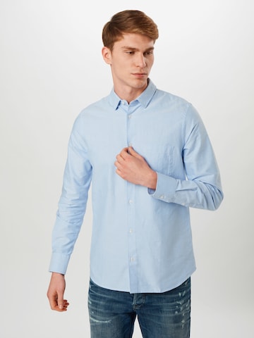 Filippa K Regular Fit Hemd 'M. Tim Oxford' in Blau: predná strana