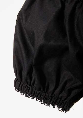 STOCKERPOINT Traditional Blouse in Black