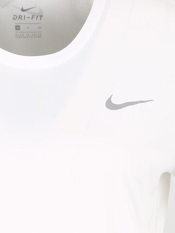 T-shirt fonctionnel 'MILER' NIKE en blanc