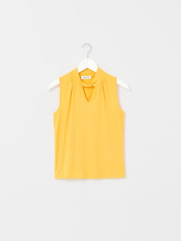 EDITED - Top 'Camilla' en amarillo: frente