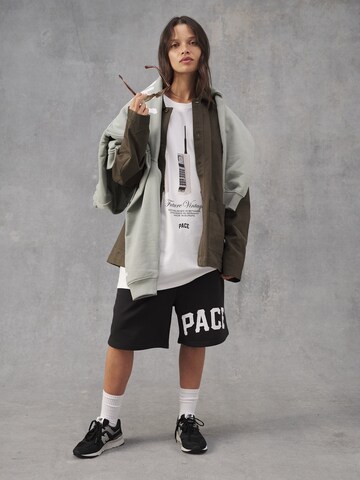 Baggy Layered Streetstyle Look by Pacemaker