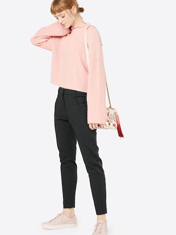 VERO MODA Tapered Broek 'VICTORIA' in Zwart