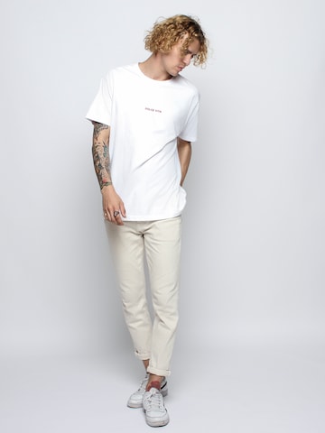 On Vacation Club Shirt 'Dolce Vita' in White