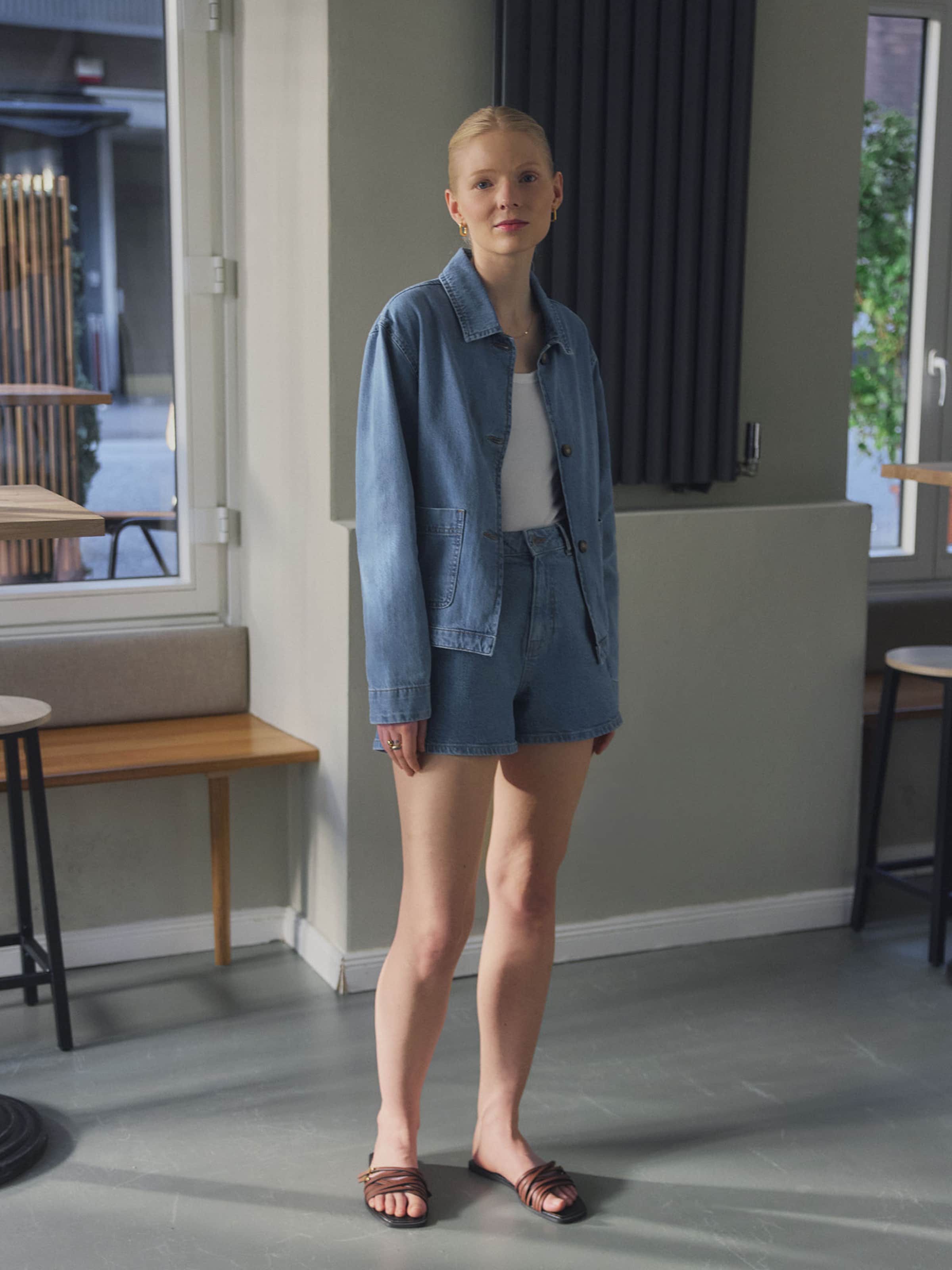 Runa R. - Double Denim Casual Look