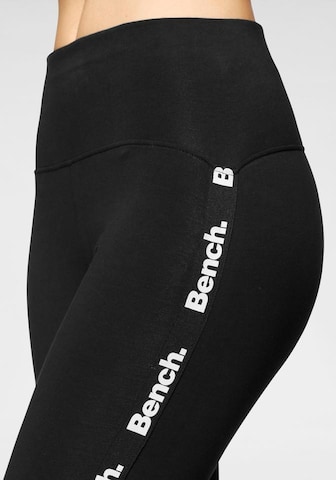 Skinny Leggings de la BENCH pe negru