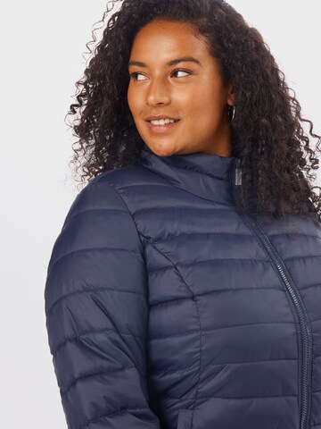 Giacca di mezza stagione 'TAHOE' di ONLY Carmakoma in blu