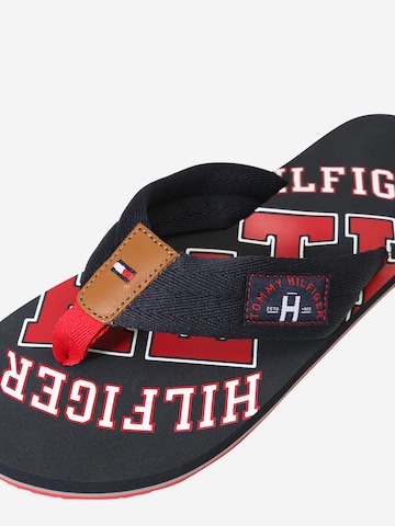 TOMMY HILFIGER Teenslippers in Blauw