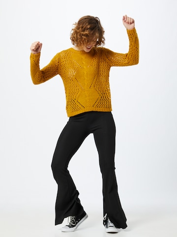 JDY Sweater in Yellow