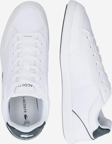 LACOSTE Sneaker 'Graduatecap' in Weiß