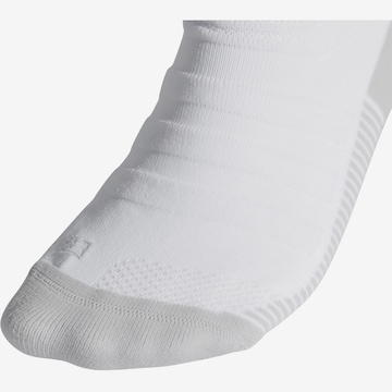ADIDAS SPORTSWEAR Sockenstutzen in Weiß