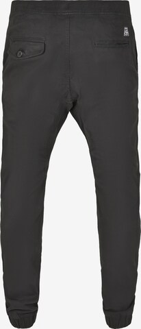 SOUTHPOLE Tapered Pants in Black