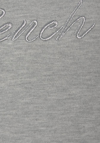 Felpa di BENCH in grigio