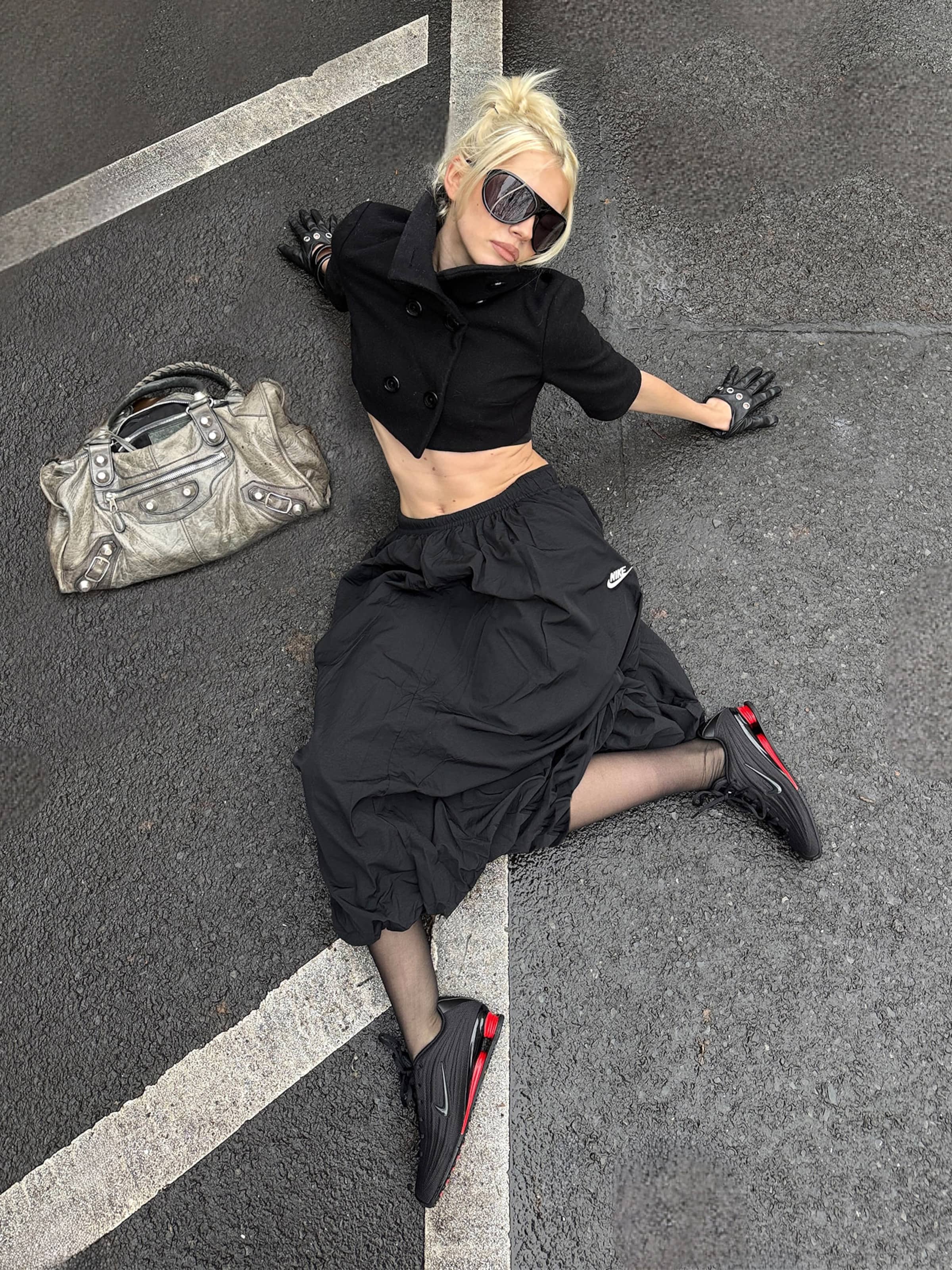 Luca - Black Shox Z Look by Nike