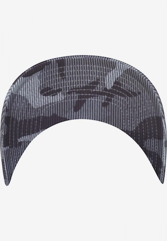 Casquette 'Camo Stripe' Flexfit en mélange de couleurs