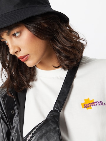 ABOUT EVERYONE Regular fit Shirt 'Festival Für Festivals' in White
