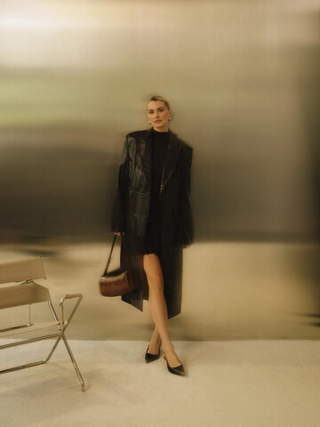 Brown Patent Coat Look