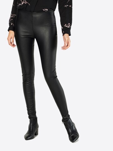 SAINT TROPEZ Skinny Kunstlederhose in Schwarz: Vorderseite