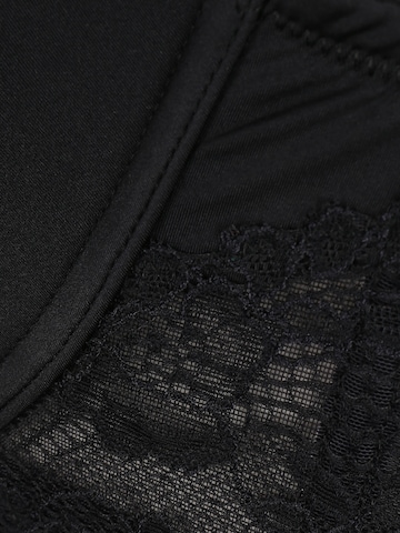 Regular Soutien-gorge 'ADELE' Dorina en noir