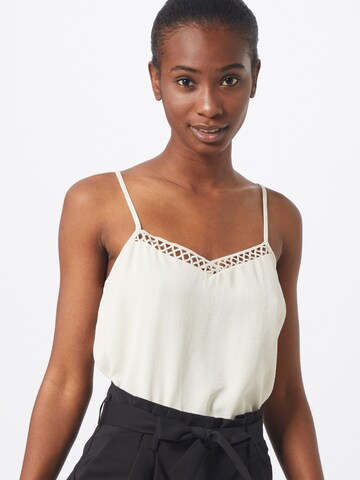 VILA Top 'Virasha' in Beige: Vorderseite