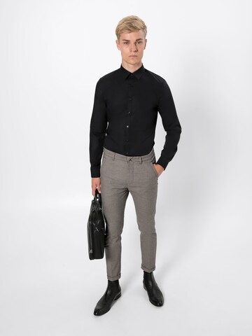 OLYMP Slim fit Zakelijk overhemd 'No. 6' in Zwart