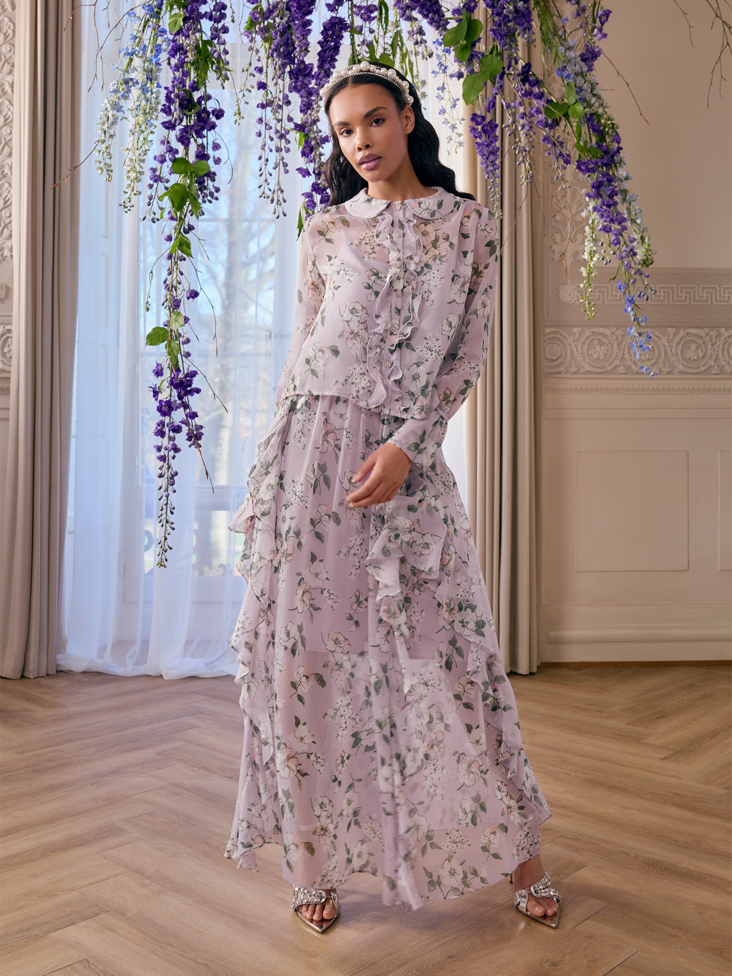 Florence M. - Floral Ruffled Maxi Skirt Look