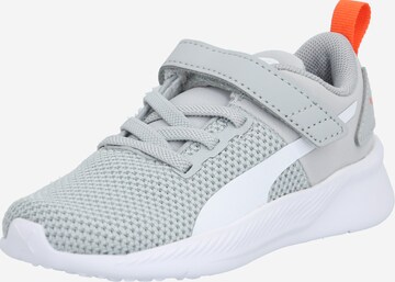 Baskets 'Flyer Runner' PUMA en gris : devant