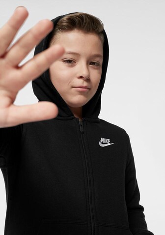 Nike Sportswear Regular fit Zip-Up Hoodie in Black