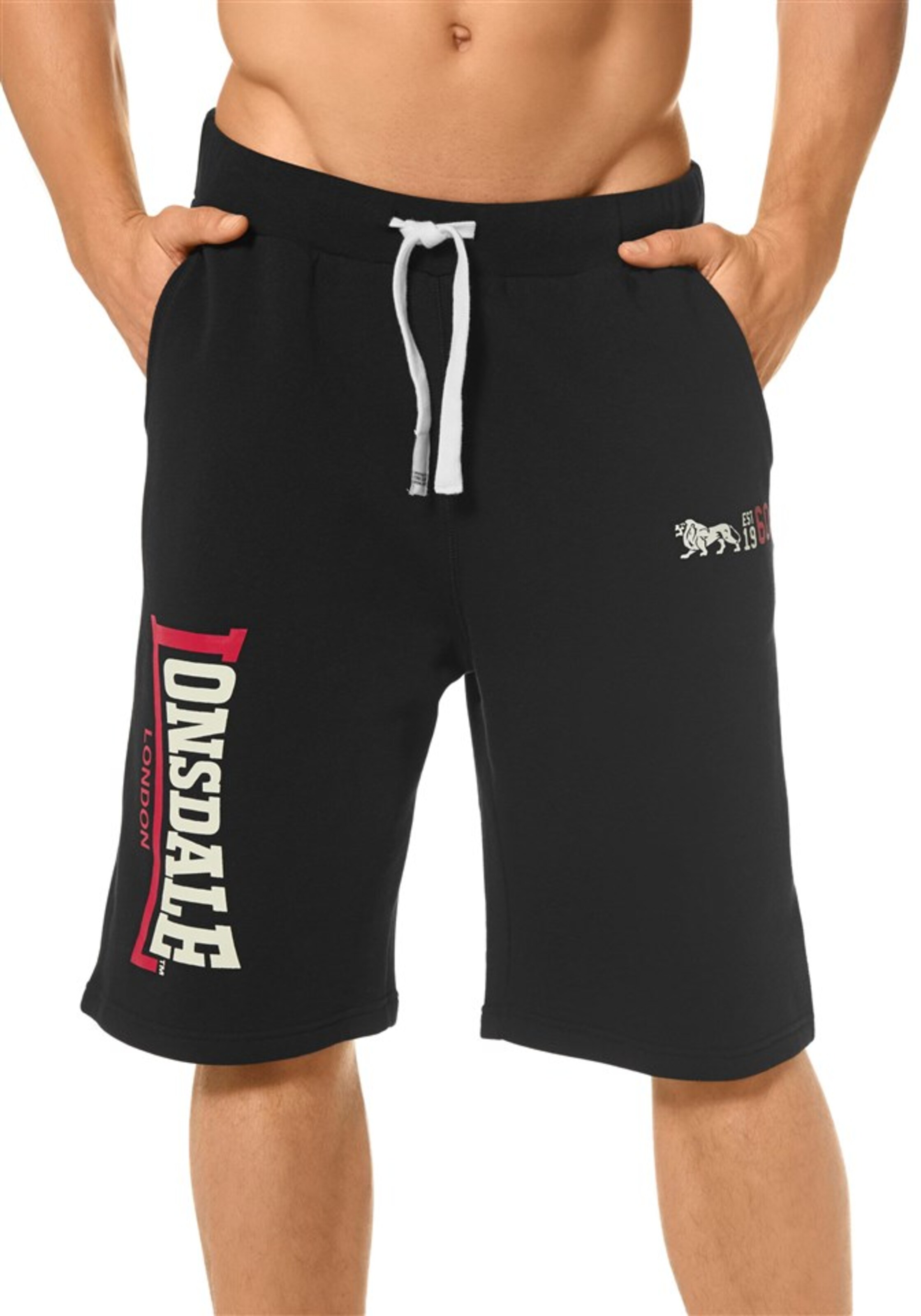 LONSDALE Regular Shorts in Schwarz: Vorderseite