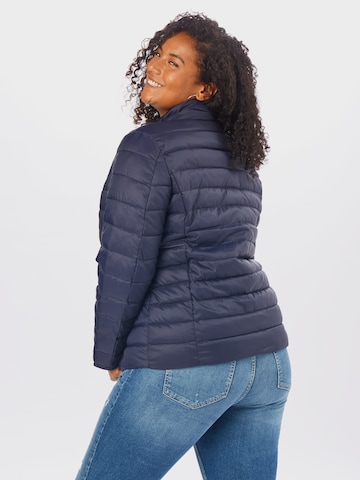 Giacca di mezza stagione 'TAHOE' di ONLY Carmakoma in blu