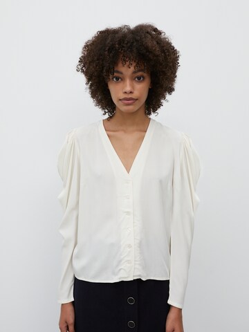 EDITED - Blusa 'Rosanna' em bege