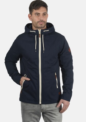 Veste mi-saison 'Bobby' BLEND en bleu : devant